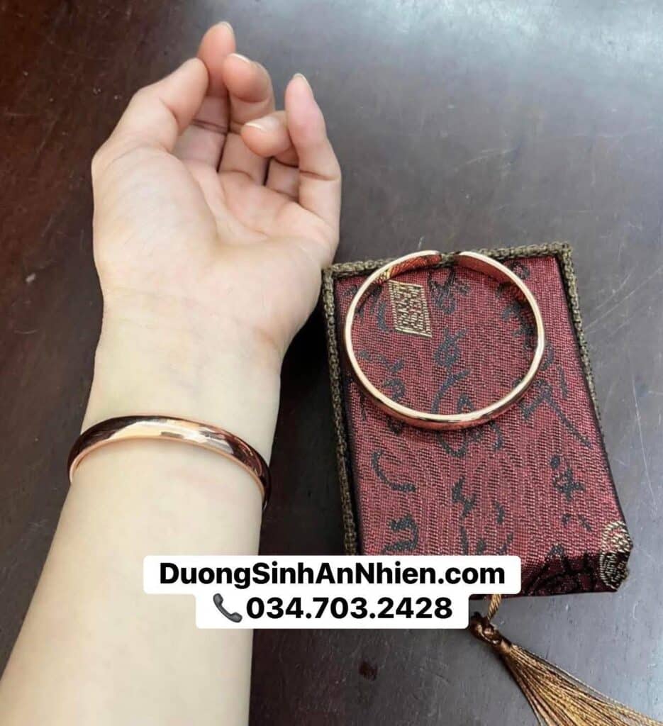Vòng đồng đỏ – ảnh thực tế 1
