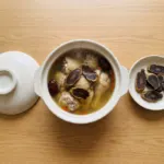 Gà tần hồng sâm táo đỏ